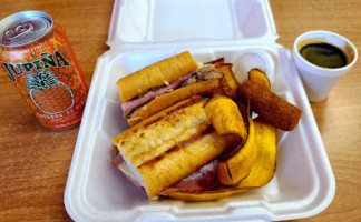 Troy's Cuban Deli food