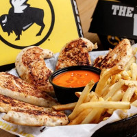 Buffalo Wild Wings Rochester 55th St. food