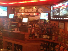 Cobber's By The Creek food