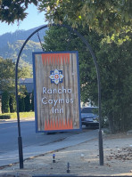 Rancho Caymus Inn inside