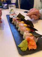 Sushi Junki food