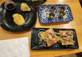 Hikari Sushi inside