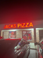 Jack's Pizza food
