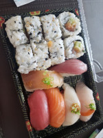 Maiko Sushi Lounge food