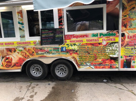 La Taqueria Del Pueblo food