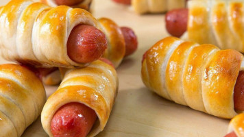 Wetzel's Pretzels Boise Towne Square #3 food