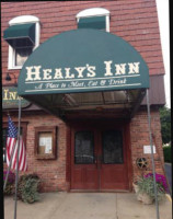 Healy's Inn outside
