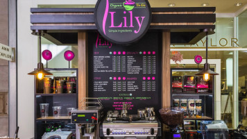 Lily Organic To Go food