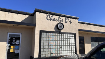 Charlie B's The Lunch Place outside