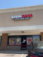 Sushi Mama food