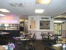 Britney's Cafe inside