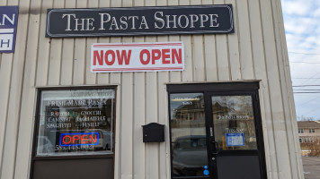 The Pasta Shoppe outside