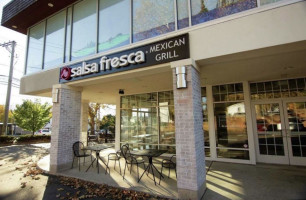 Salsa Fresca Mexican Grill inside