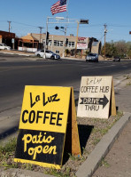 La Luz Coffee outside