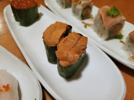 Hiro's Sushi Japanese food