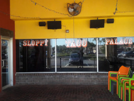 Sloppy Taco Palace outside