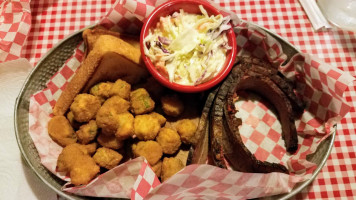 Honey Creek Bbq food