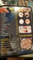 21 Sushi House food