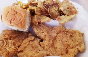 Travis Carter's Fried Chicken Waycross food