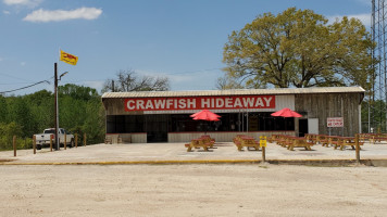 Crawfish Hideaway outside