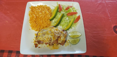 Taqueria Dalias food