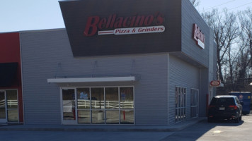 Bellacino's Pizza Grinders outside