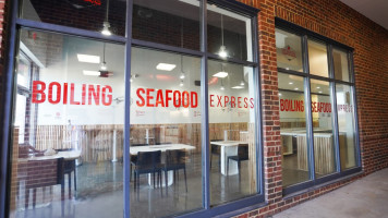 The Sauce Boiling Seafood Express Akron Ohio food