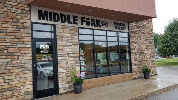 Middle Fork Cafe outside