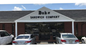 Duke Sandwich outside