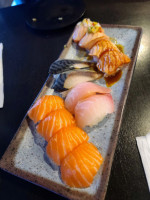 Sasa Sushi inside