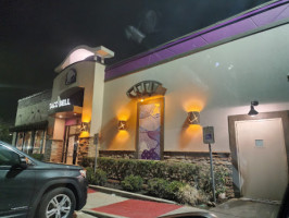 Taco Bell outside