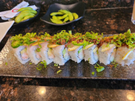 Kuma Sushi food