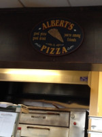 Albert’s Pizza Of Hauppauge food