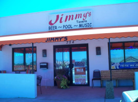 Jimmy's Tavern outside