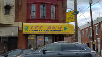 Lee Anh Chinese Food inside