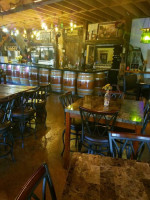 Wooden Door Winery (vandergrift) inside