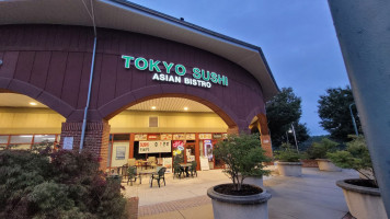 Tokyo Sushi Asian Bistro outside