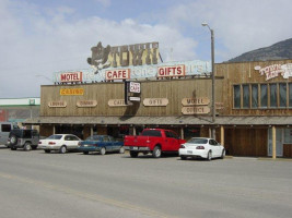 Town Cafe Gift Shop outside