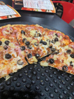 Firehouse Pizzeria food