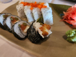 Oishi Sushi inside