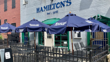 Hamilton's Grill outside