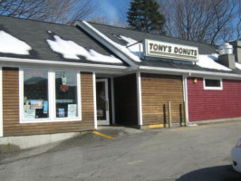 Tony's Donut Shop outside