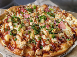 Craft Pies Pizza Co food