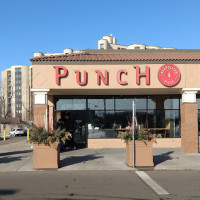 Punch Pizza Lake Street outside
