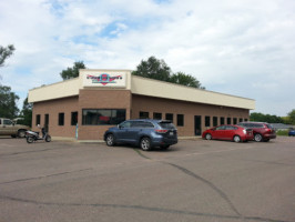 Second Street Diner outside