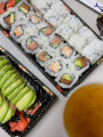 Sushi Meshuga food