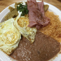 Jilberto's Mexican Food food