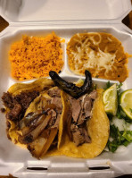 El Mil Tacos inside