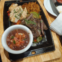 Chili's Grill S Apopka Vineland Rd food