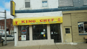 King Chef outside